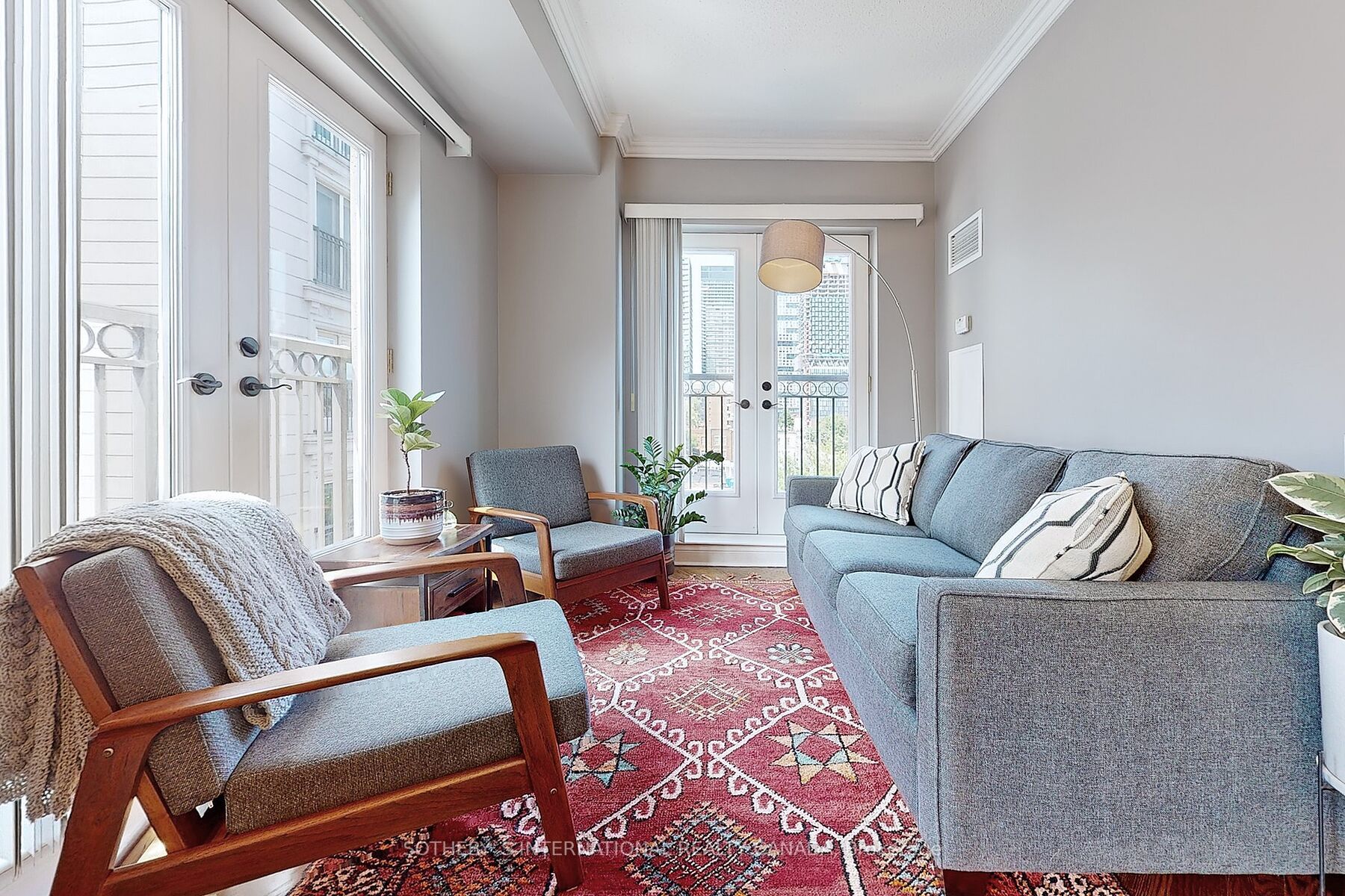 120 Lombard Street, #606