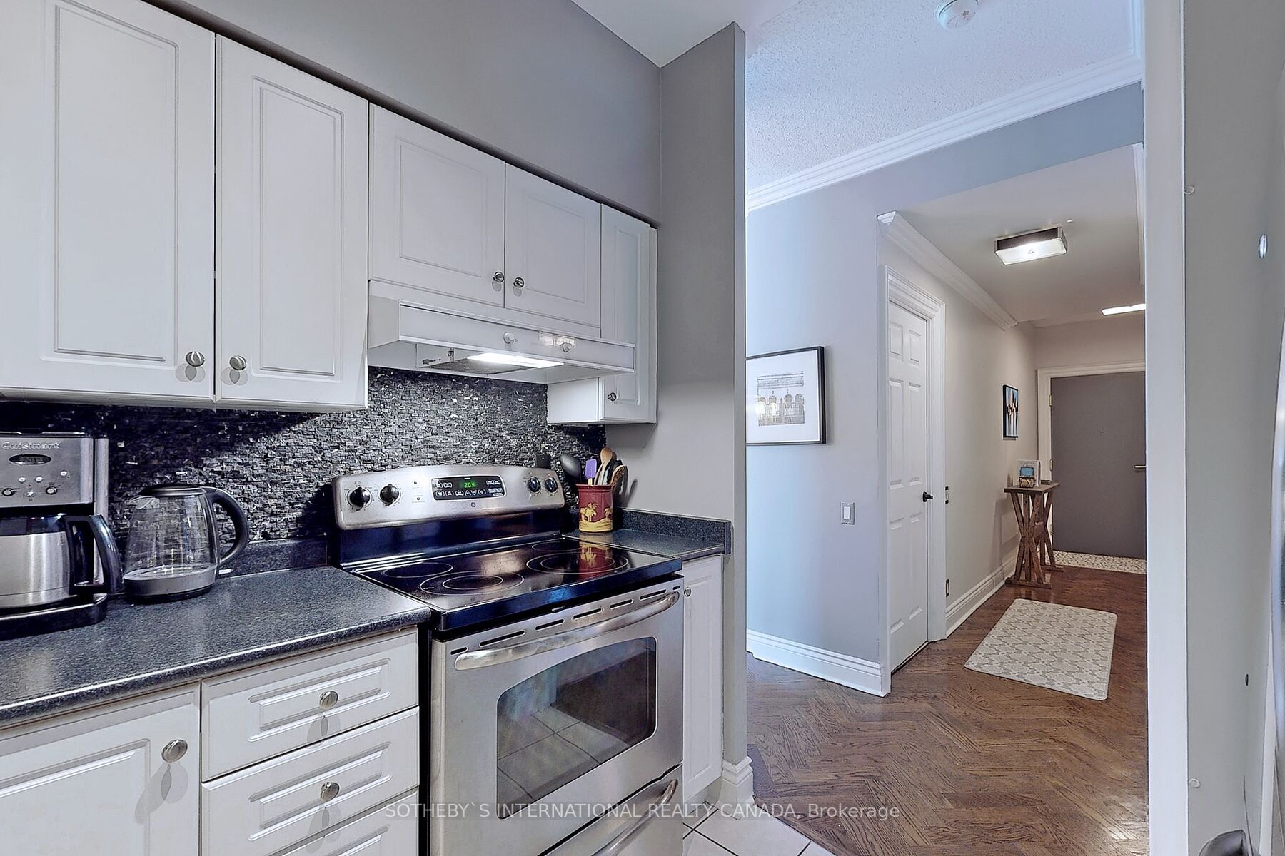 120 Lombard Street, #606