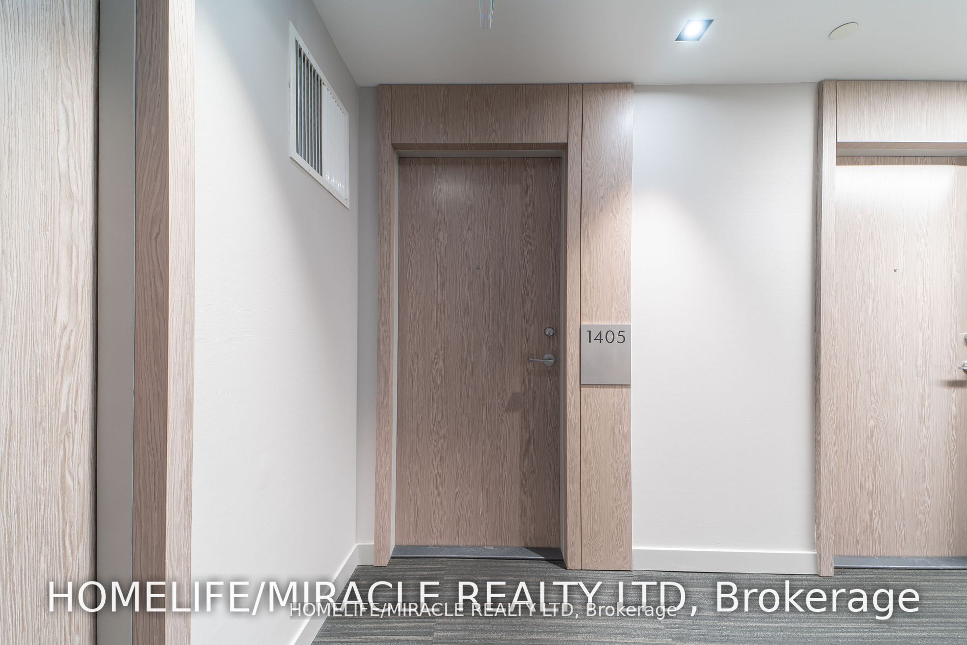 215 Queen St W, #1405