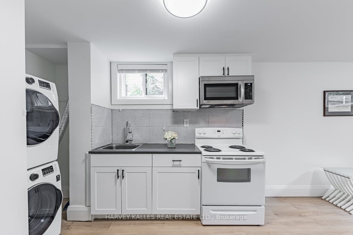 10 Cavotti Cres, #Lower A
