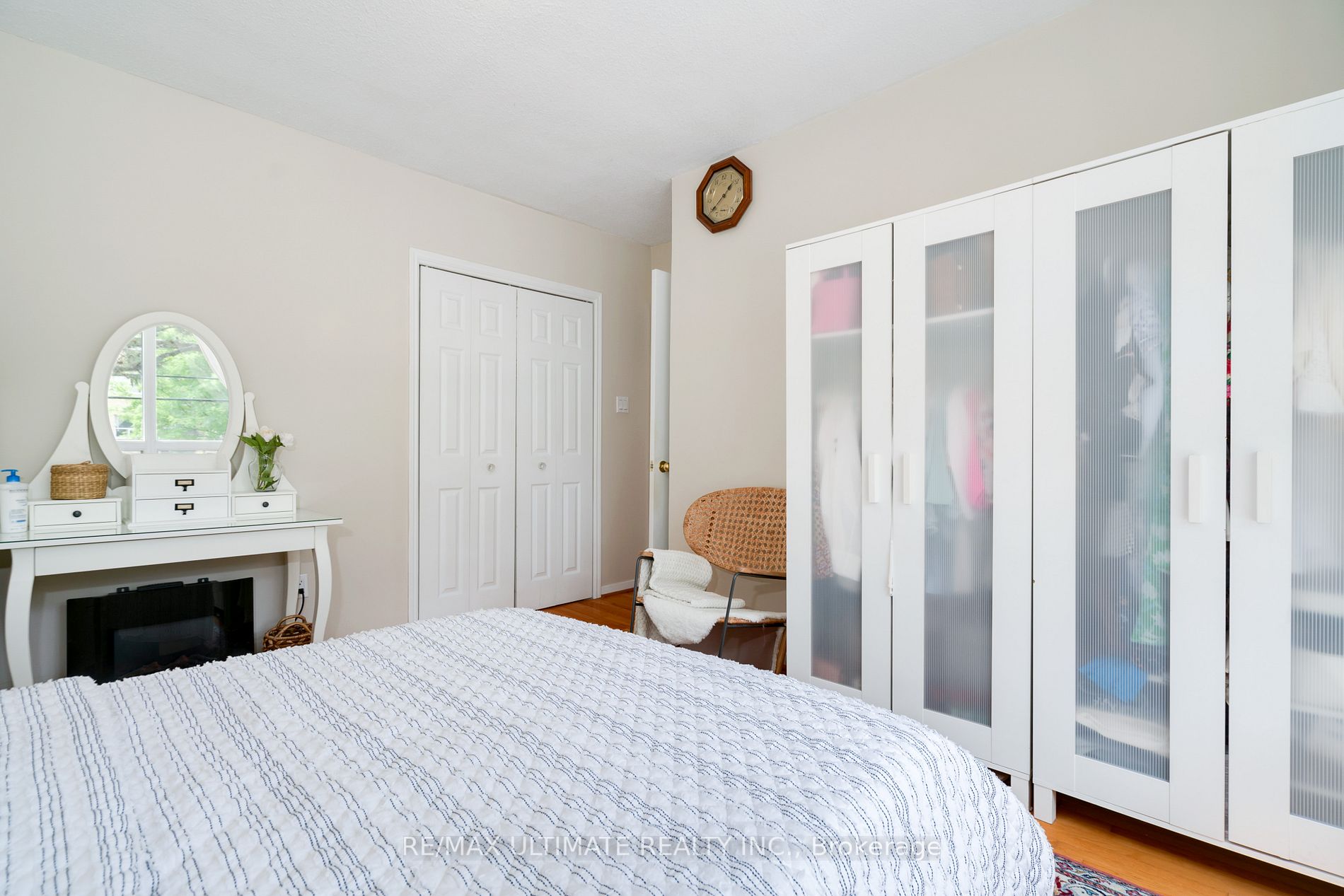 69 Upper Canada Drive, #2