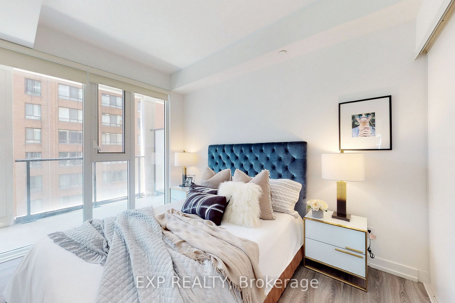20 Edward St, #611