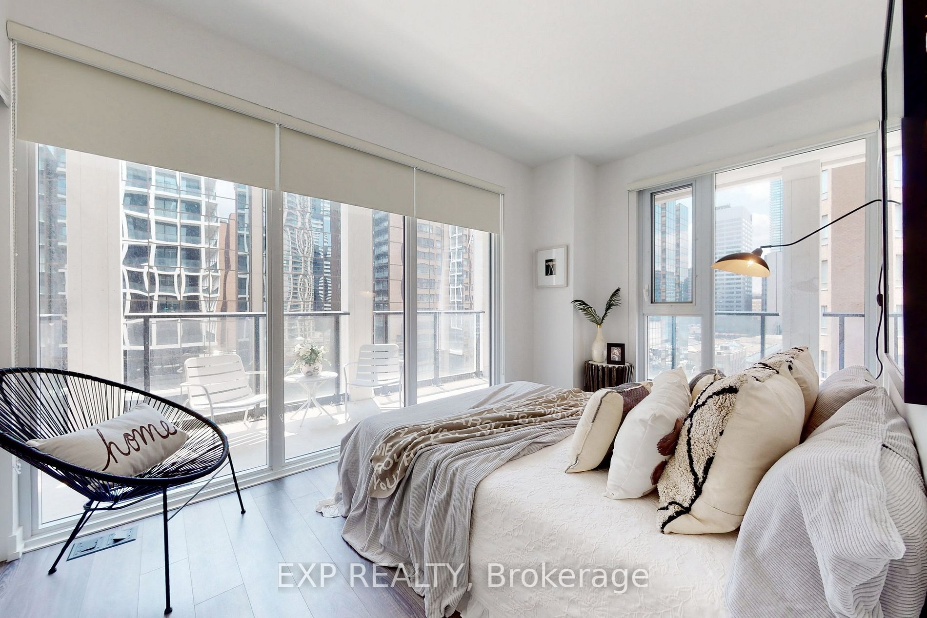 20 Edward St, #611