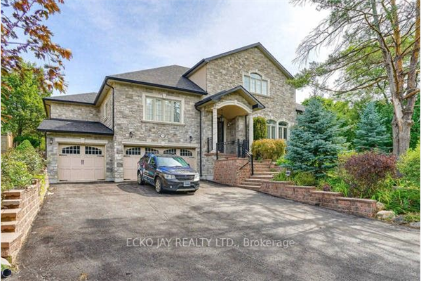 124 Laurentide Dr, Toronto