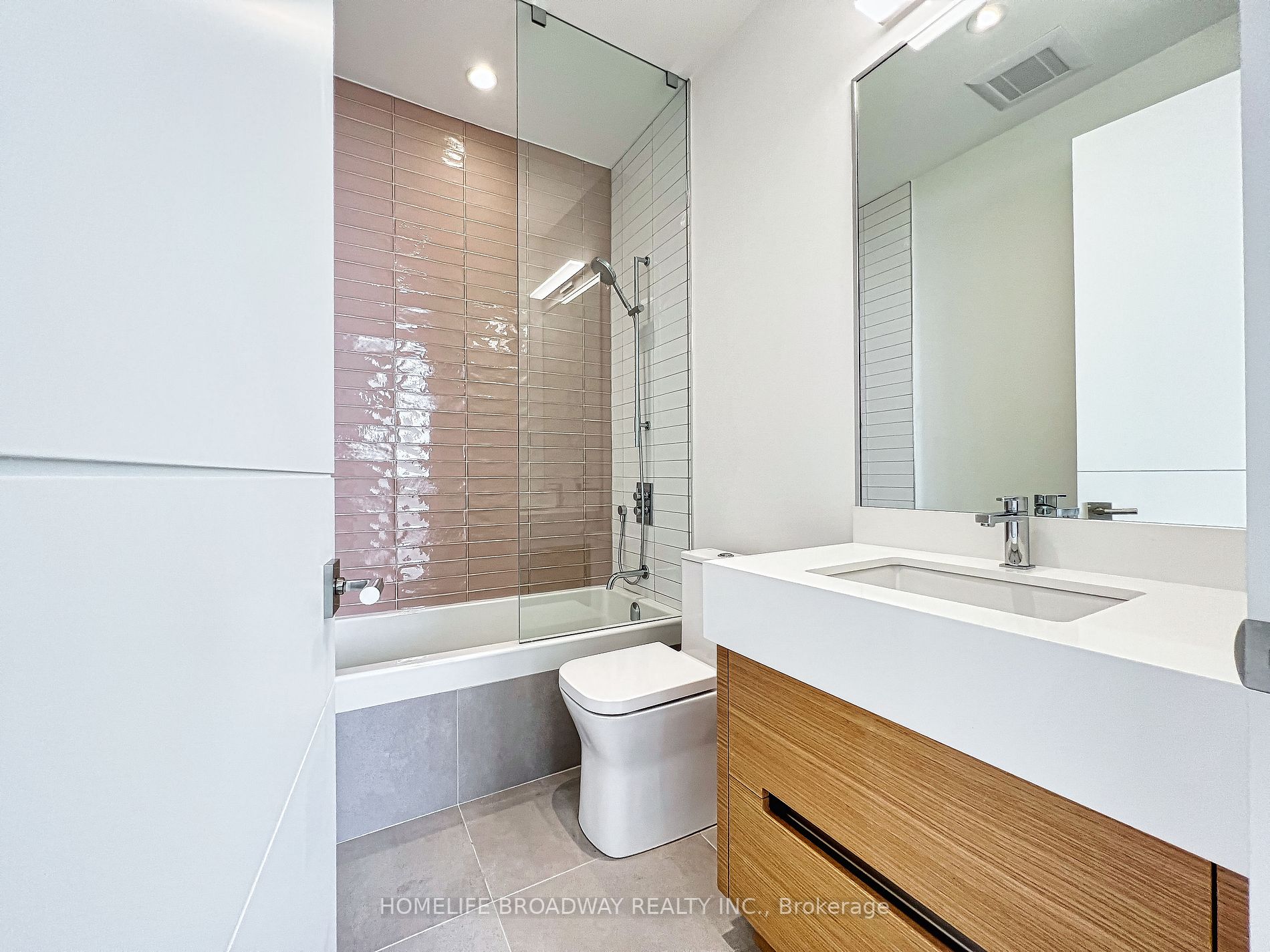 8 Tarlton Rd