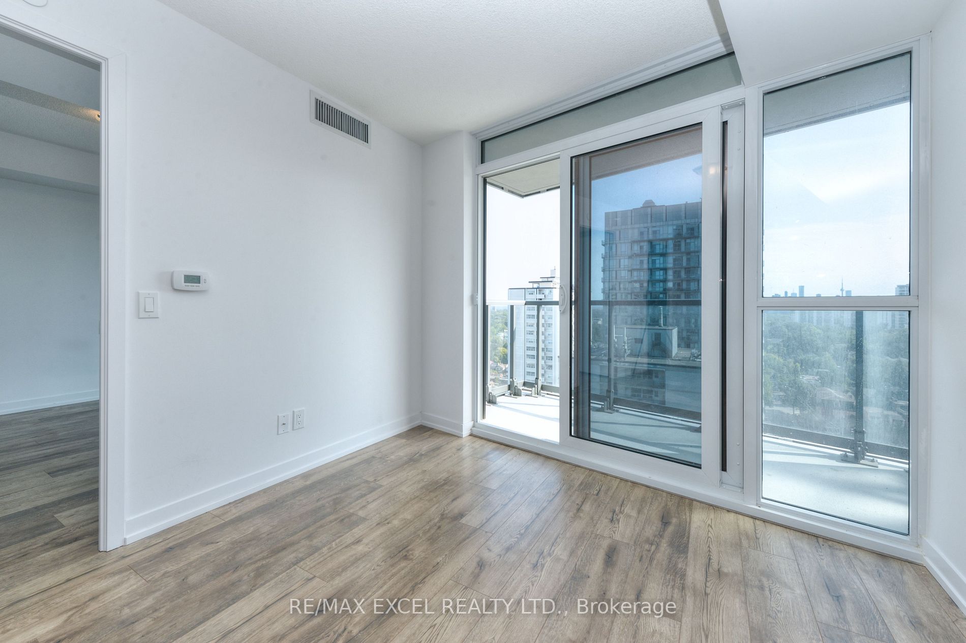 125 Redpath Ave, #1809