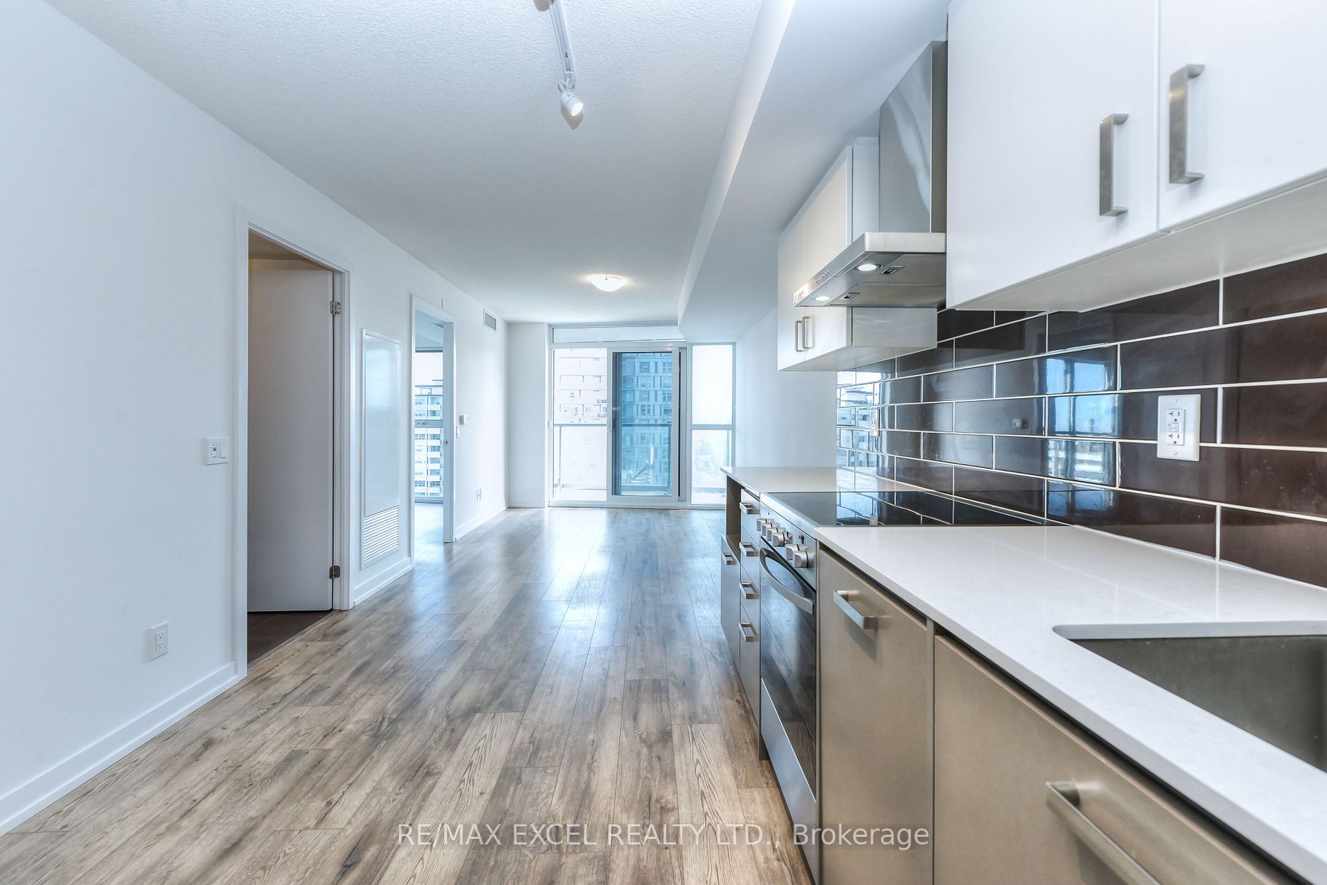 125 Redpath Ave, #1809