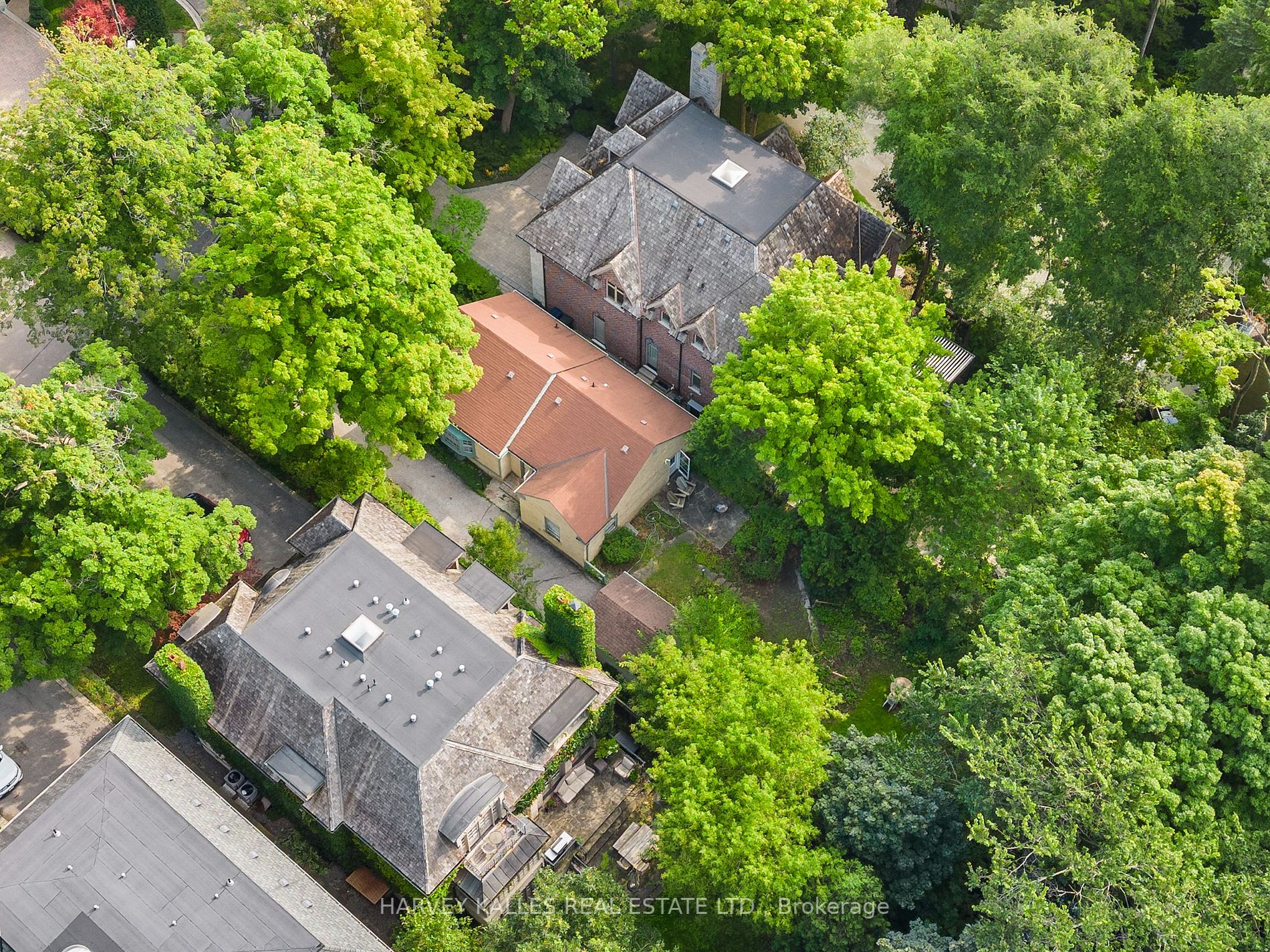 91 Donwoods Dr