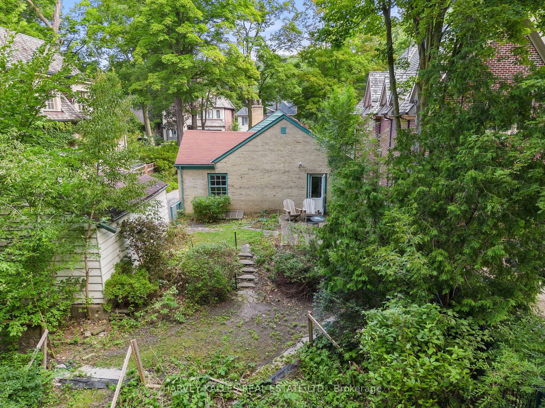 91 Donwoods Dr