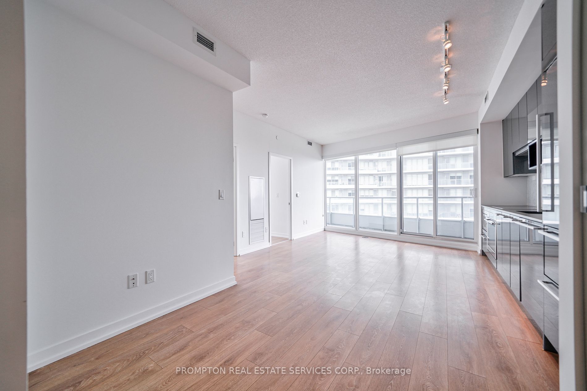 115 Mcmahon Dr, #2505