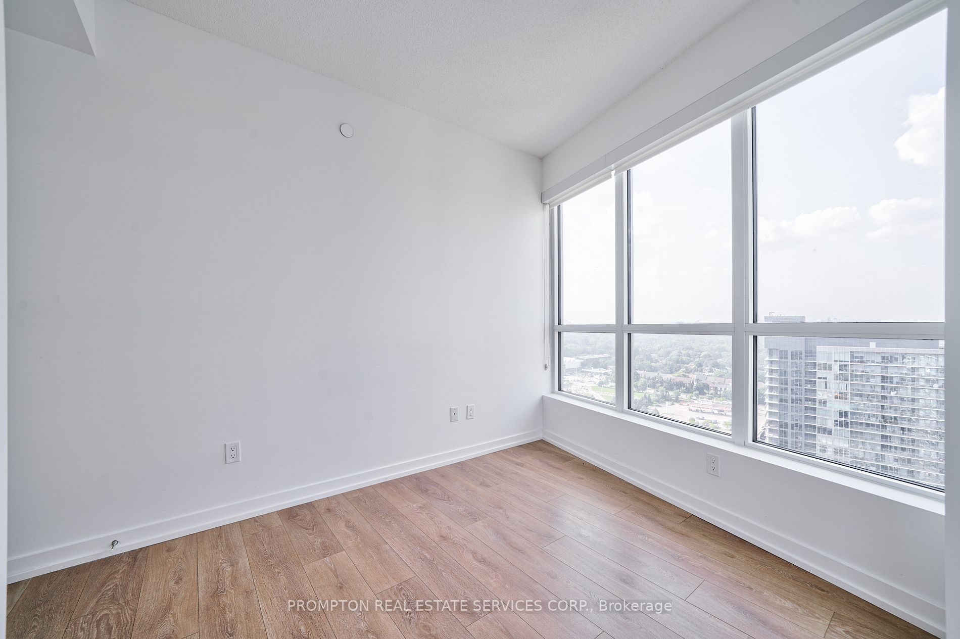 115 Mcmahon Dr, #2505