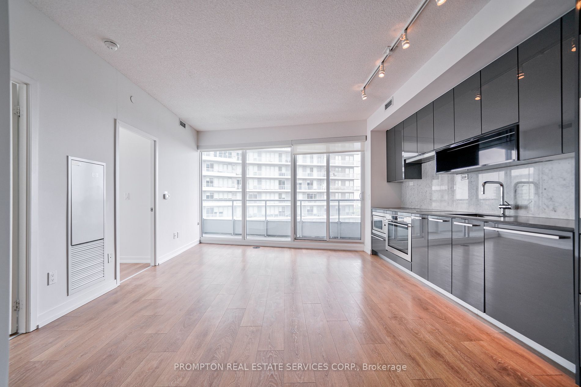 115 Mcmahon Dr, #2505