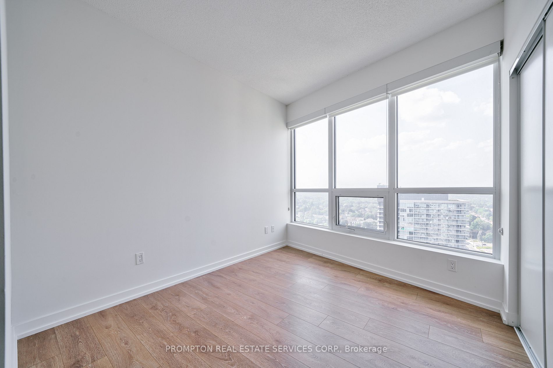 115 Mcmahon Dr, #2505