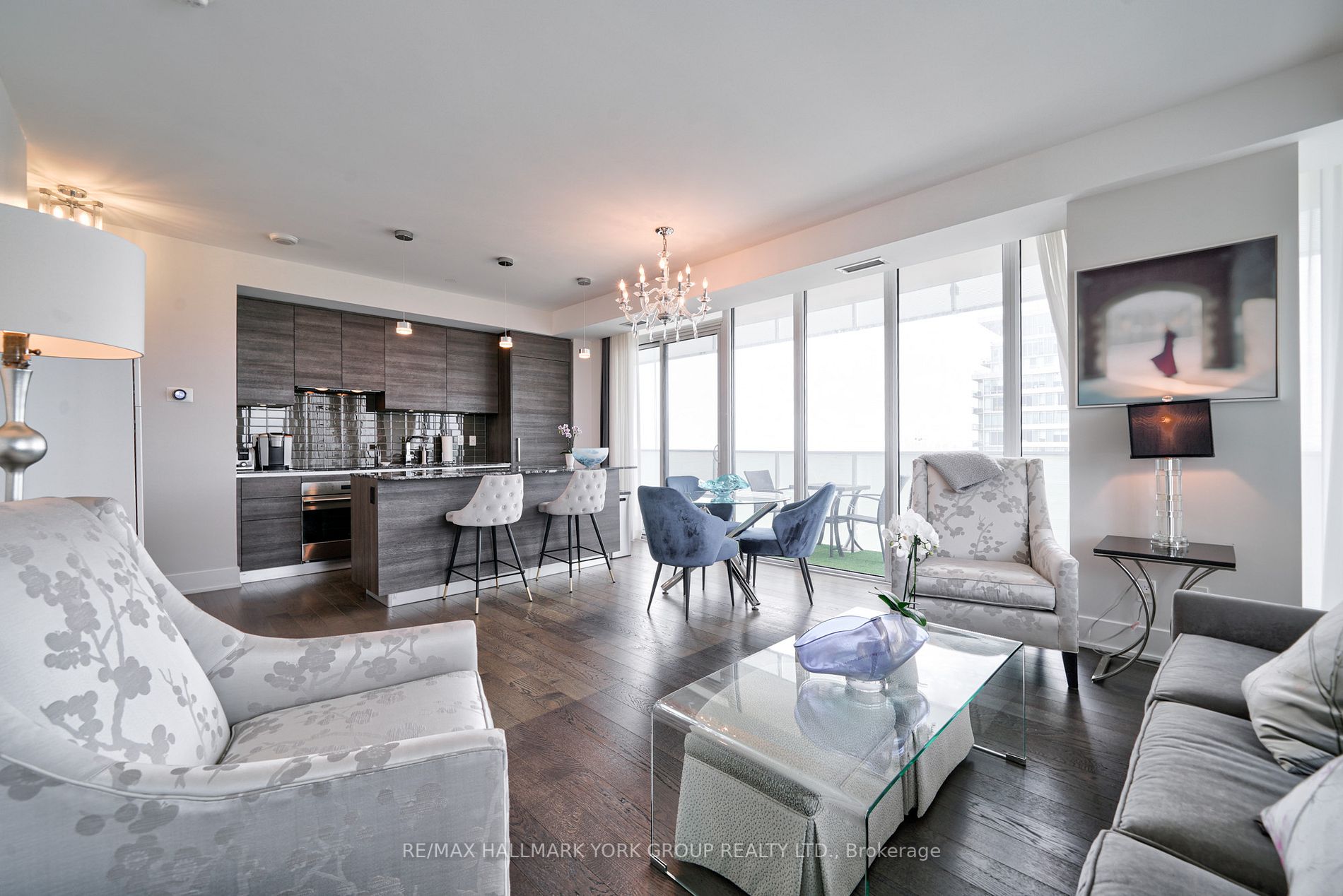 200 Bloor St W, #2706