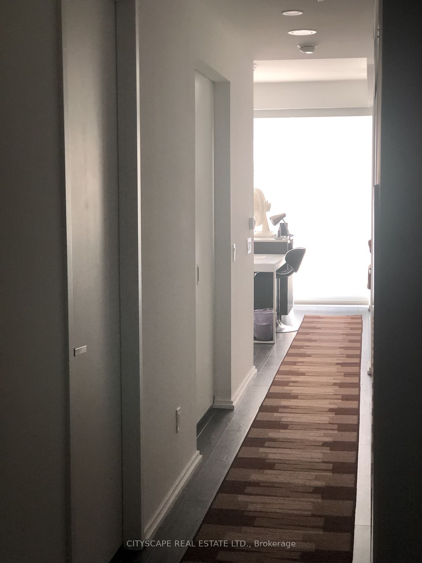 197 Yonge St, #3510