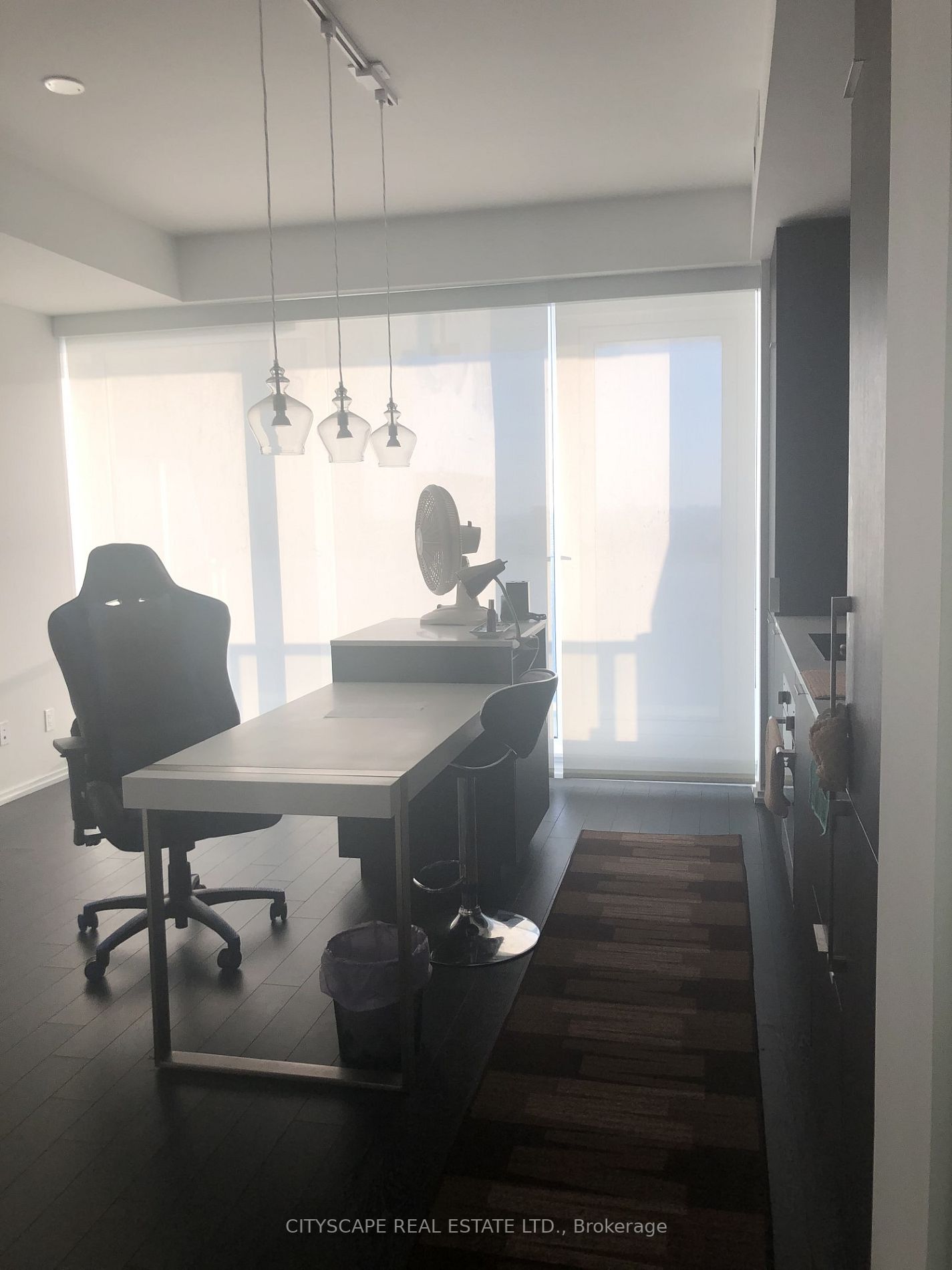 197 Yonge St, #3510