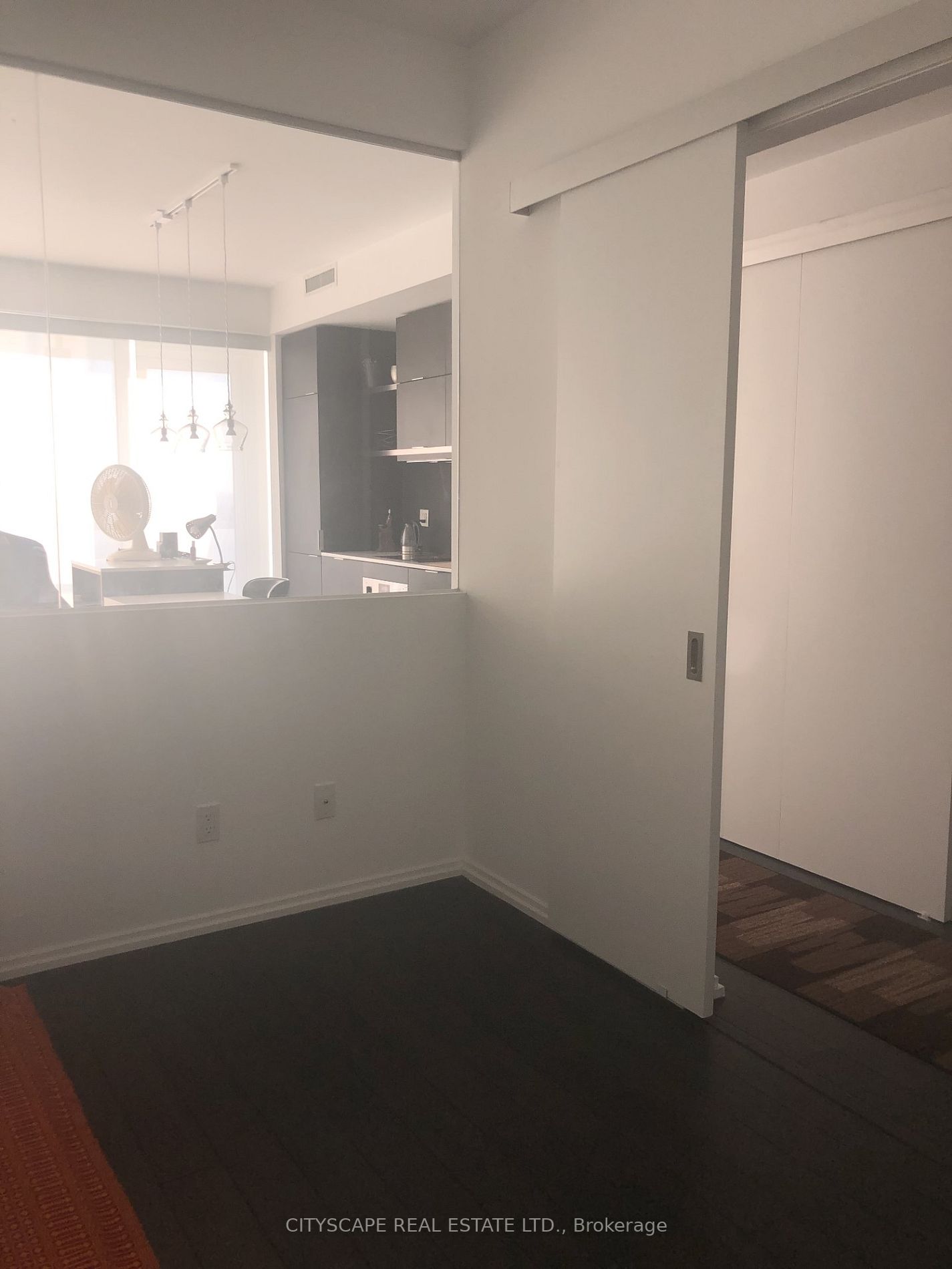 197 Yonge St, #3510