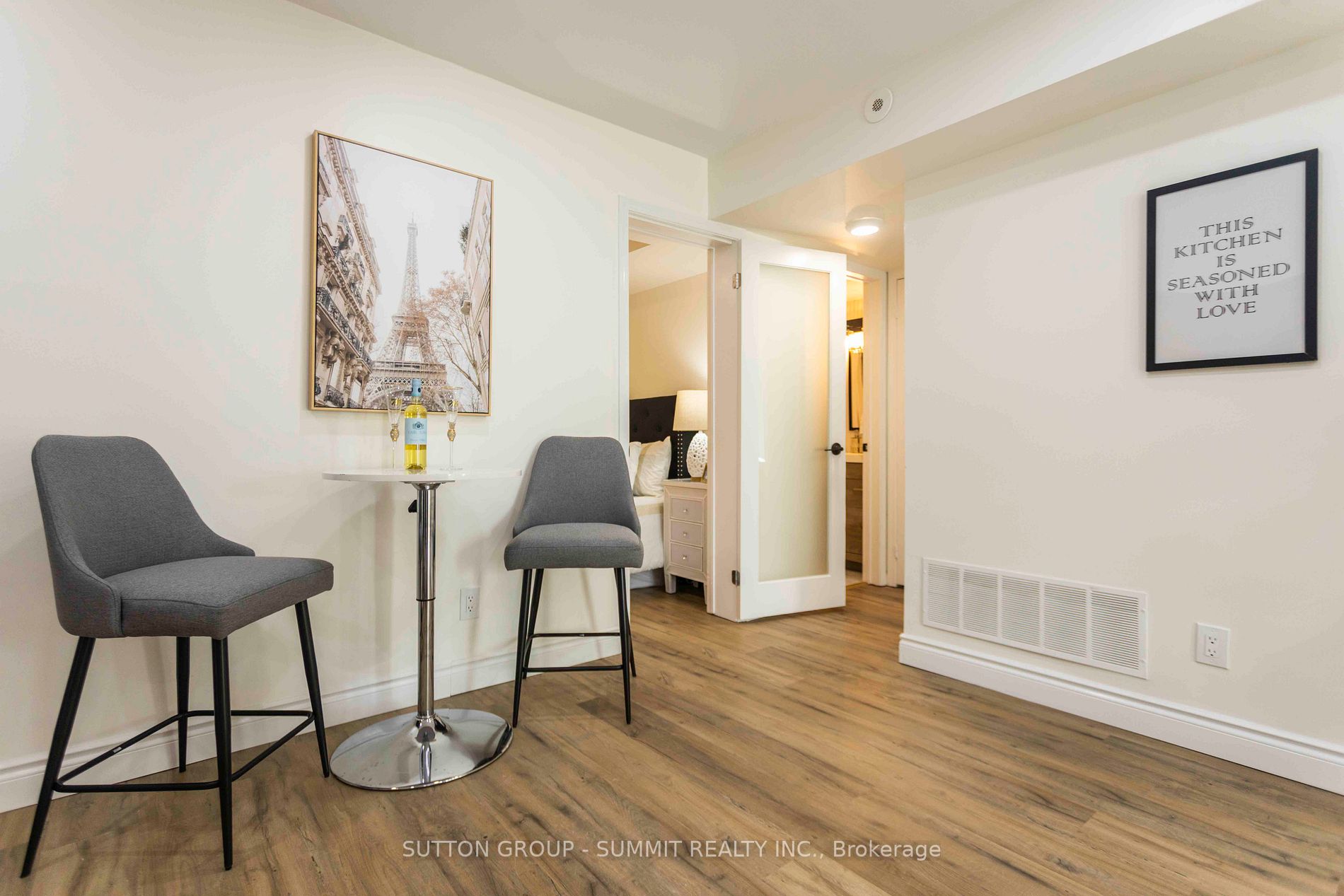 12 DOURO Street, #421
