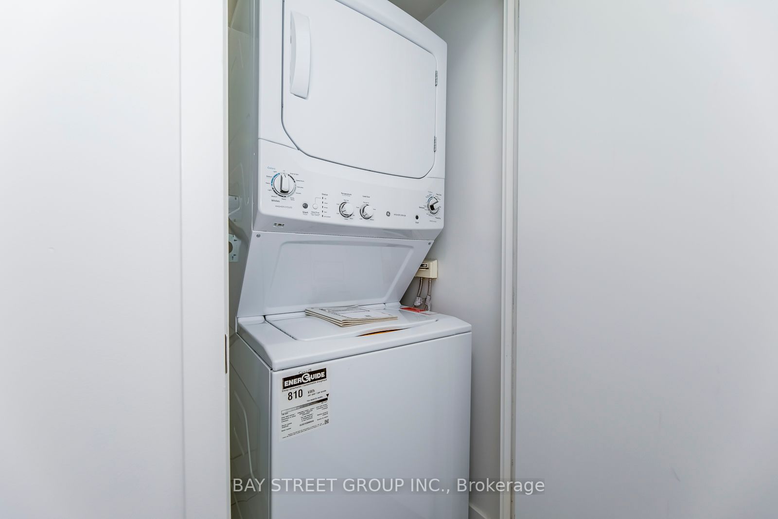 15 Singer Court, #601