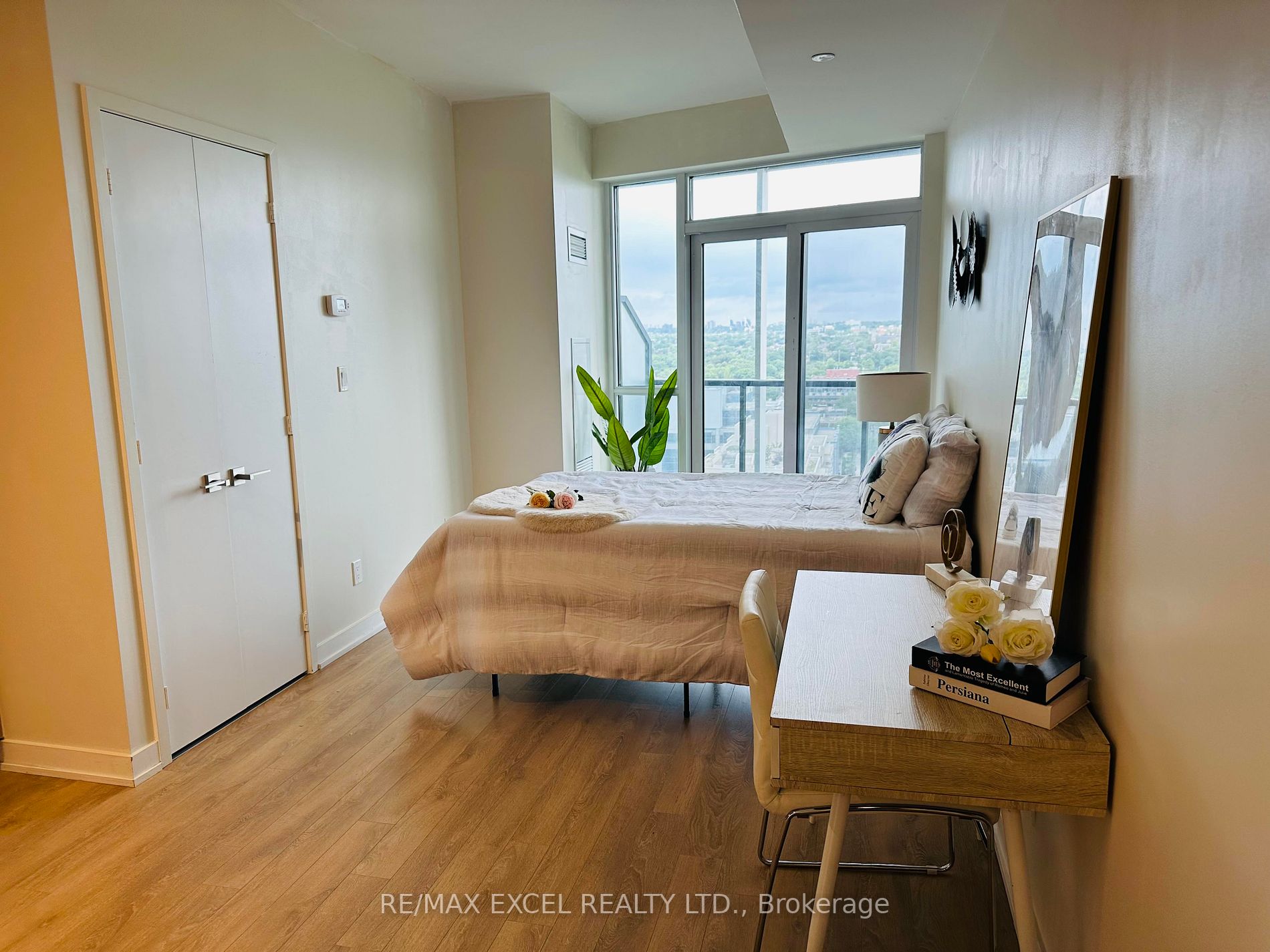 50 Ordnance St, #1708