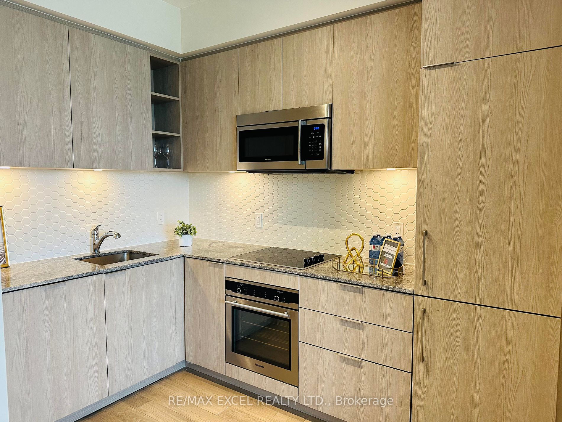 50 Ordnance St, #1708