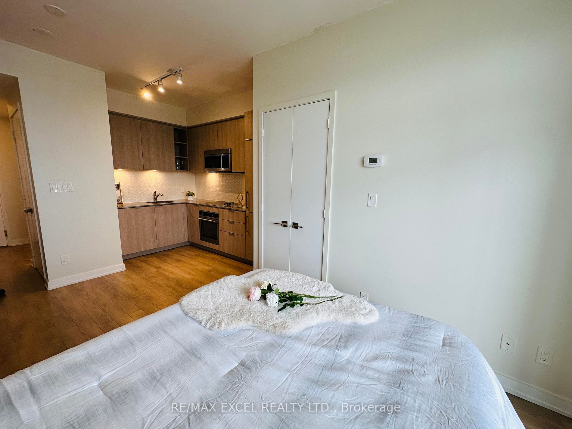 50 Ordnance St, #1708