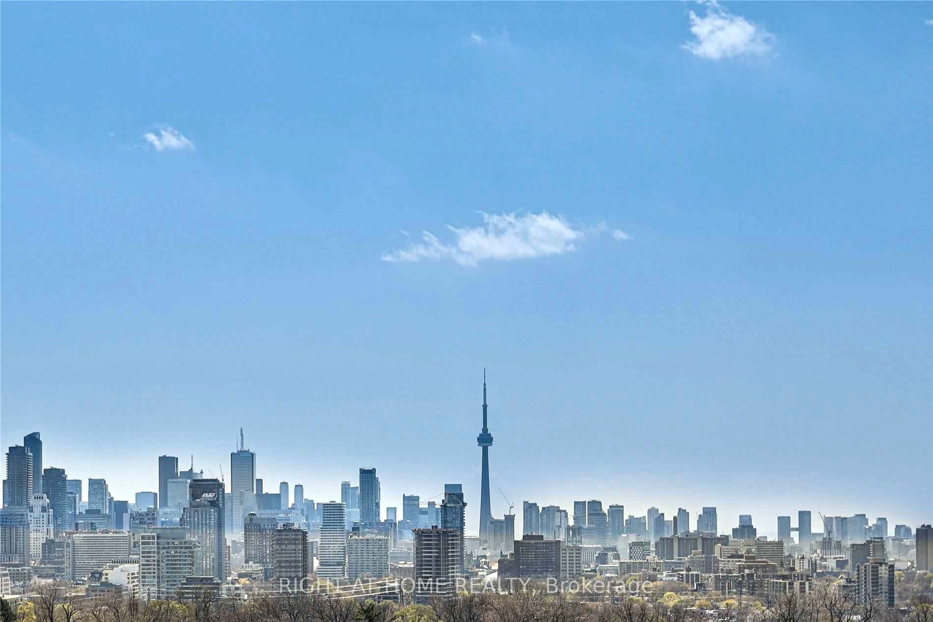 223 St. Clair Ave W, #207
