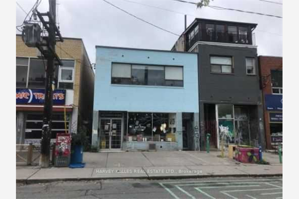 205 Augusta Ave, Toronto