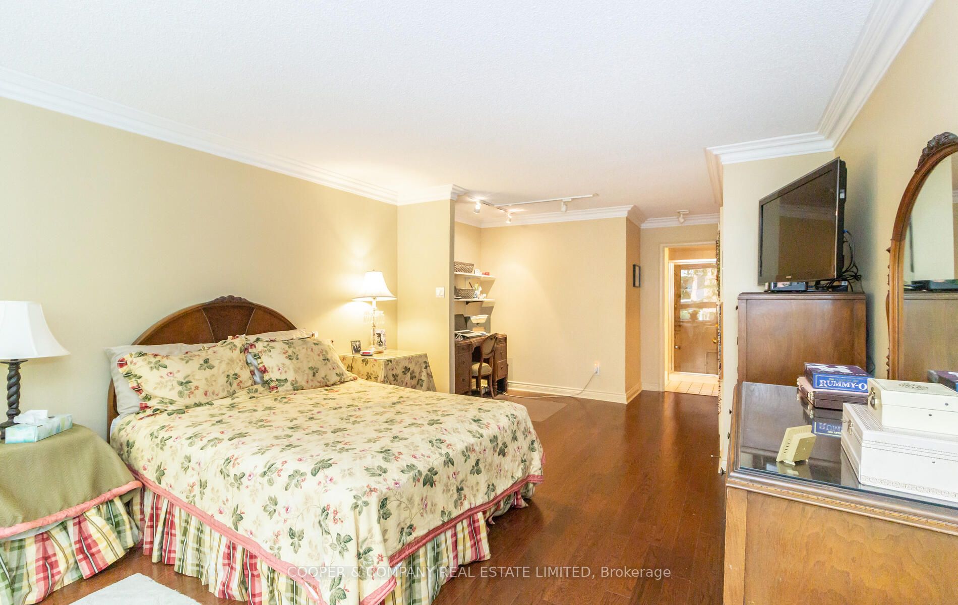 18 Lower Village Gate, #404