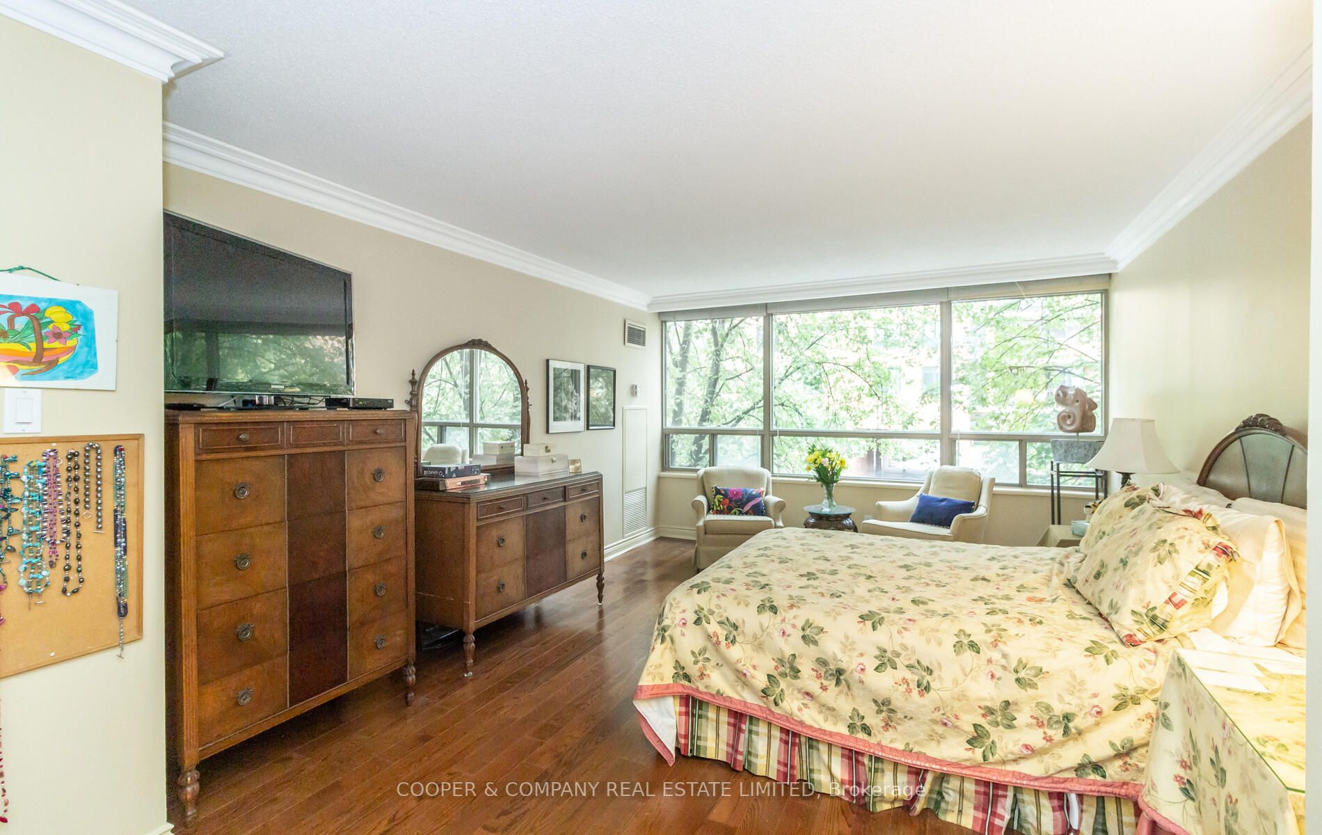 18 Lower Village Gate, #404