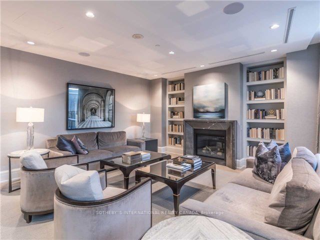 181 Davenport Rd, #505