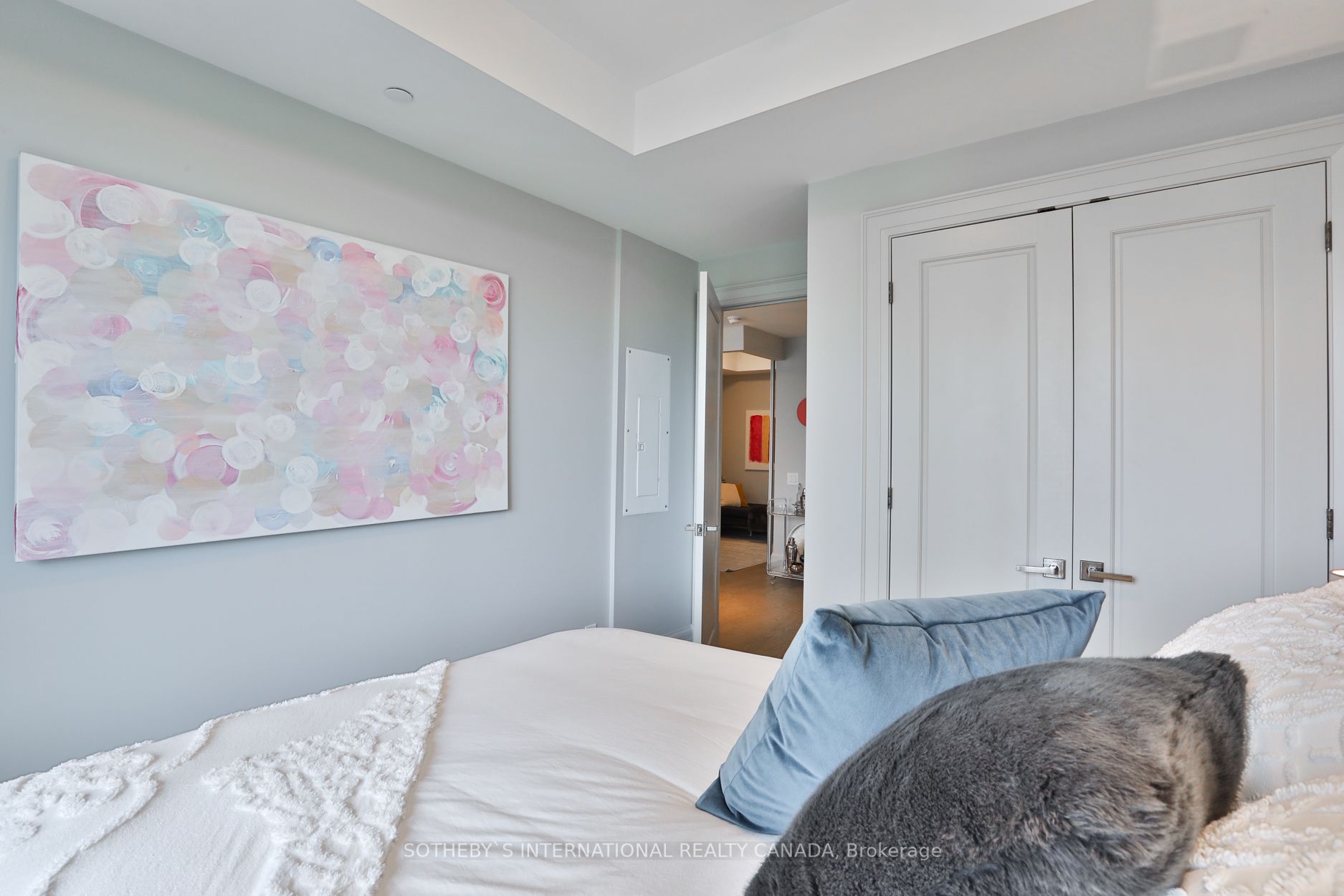 181 Davenport Rd, #505