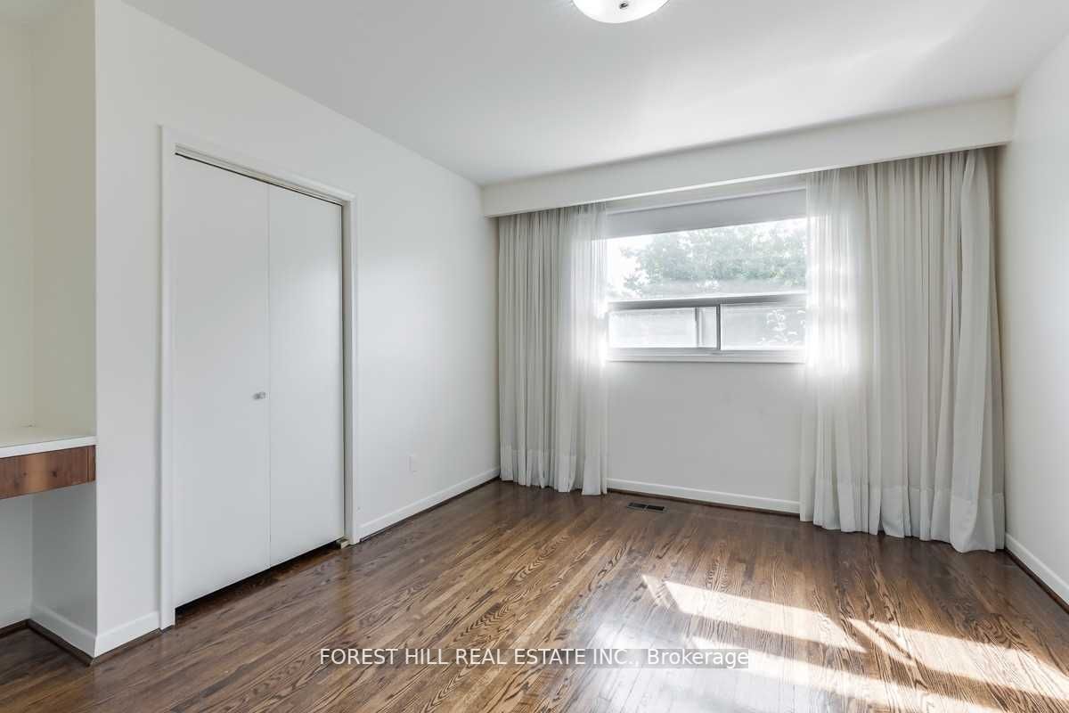 3 Tokay Crt
