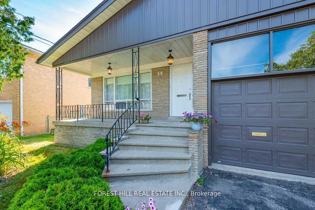 3 Tokay Crt