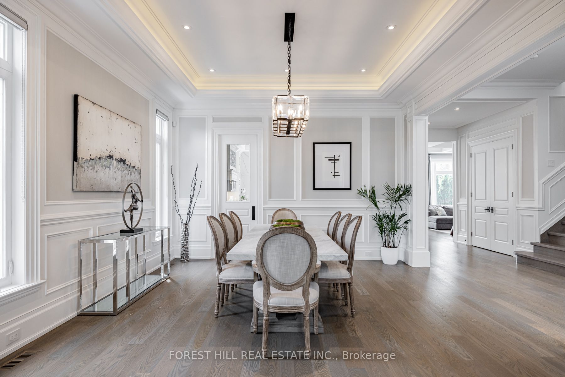 61 Hawksbury Dr