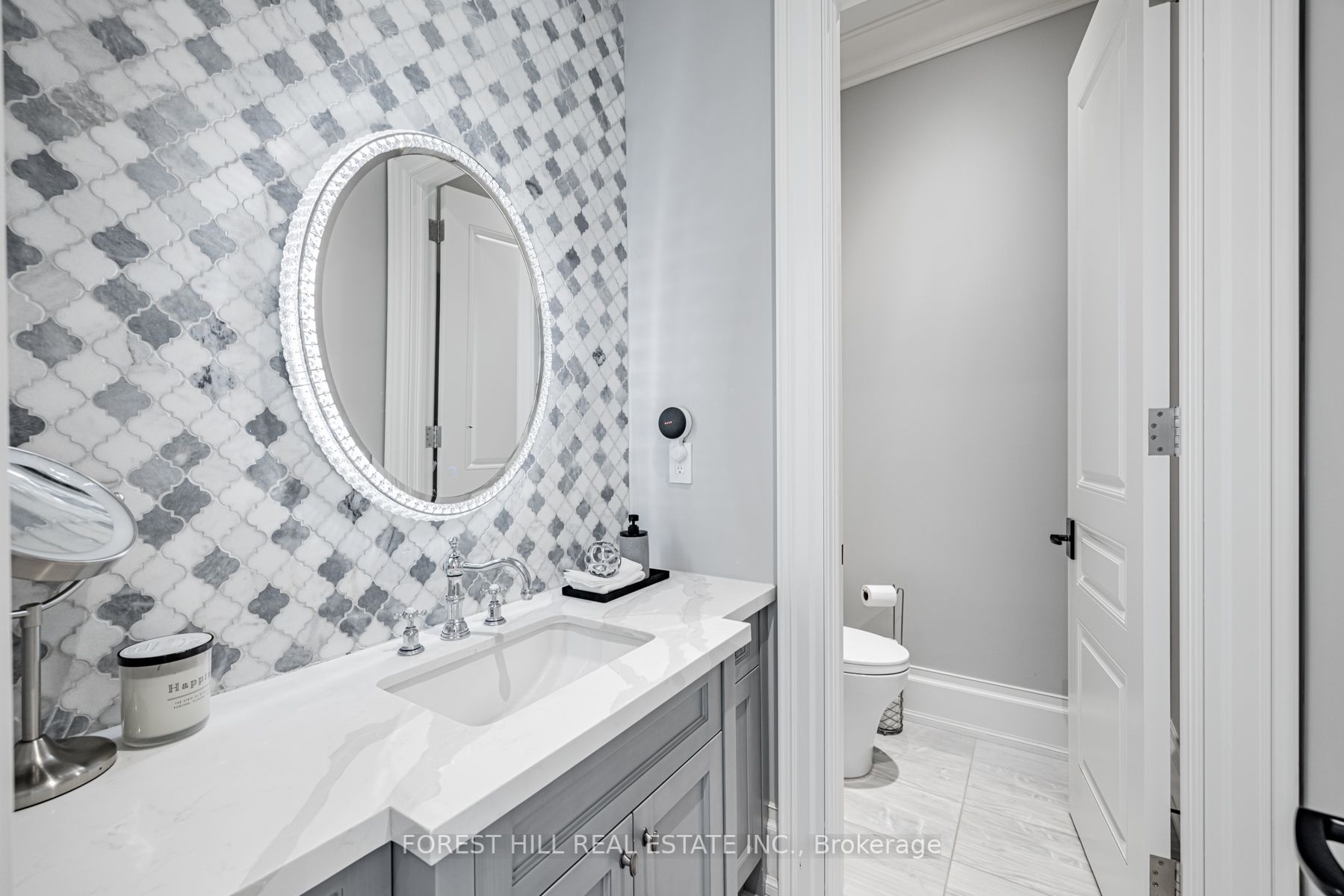 61 Hawksbury Dr