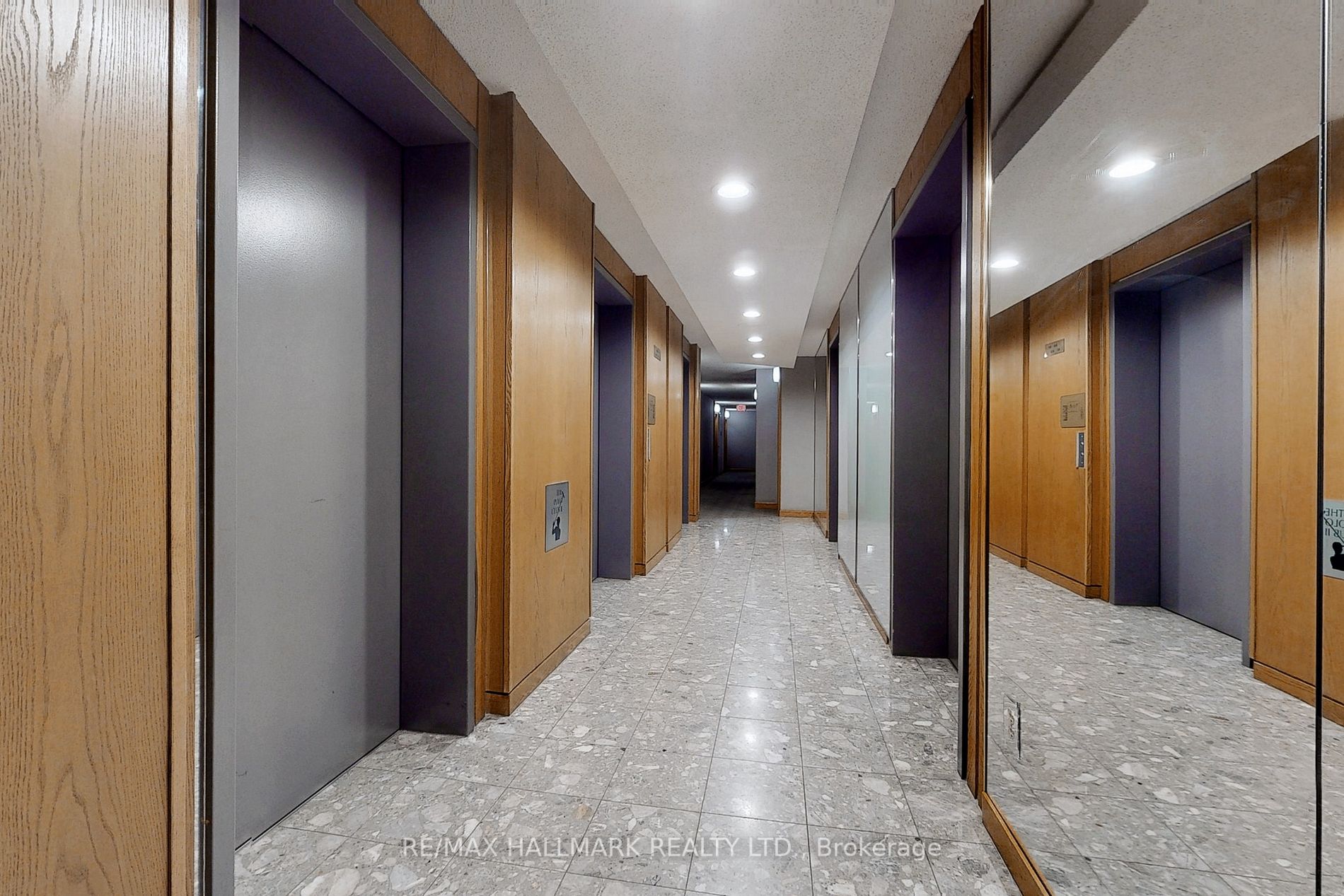 44 St Joseph St, #1805