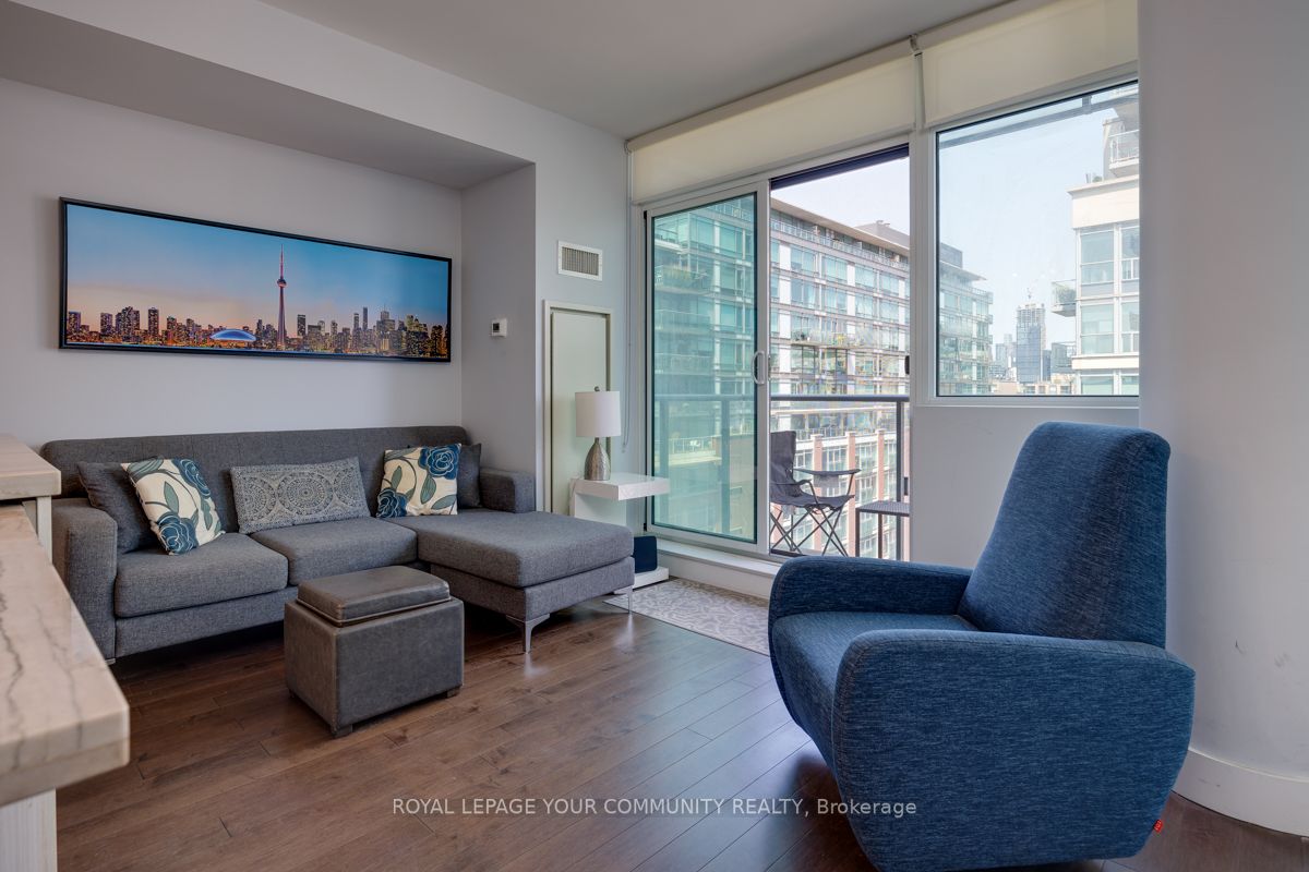 39 Sherbourne Street #1008