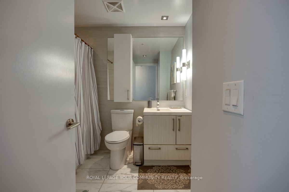 39 Sherbourne Street #1008
