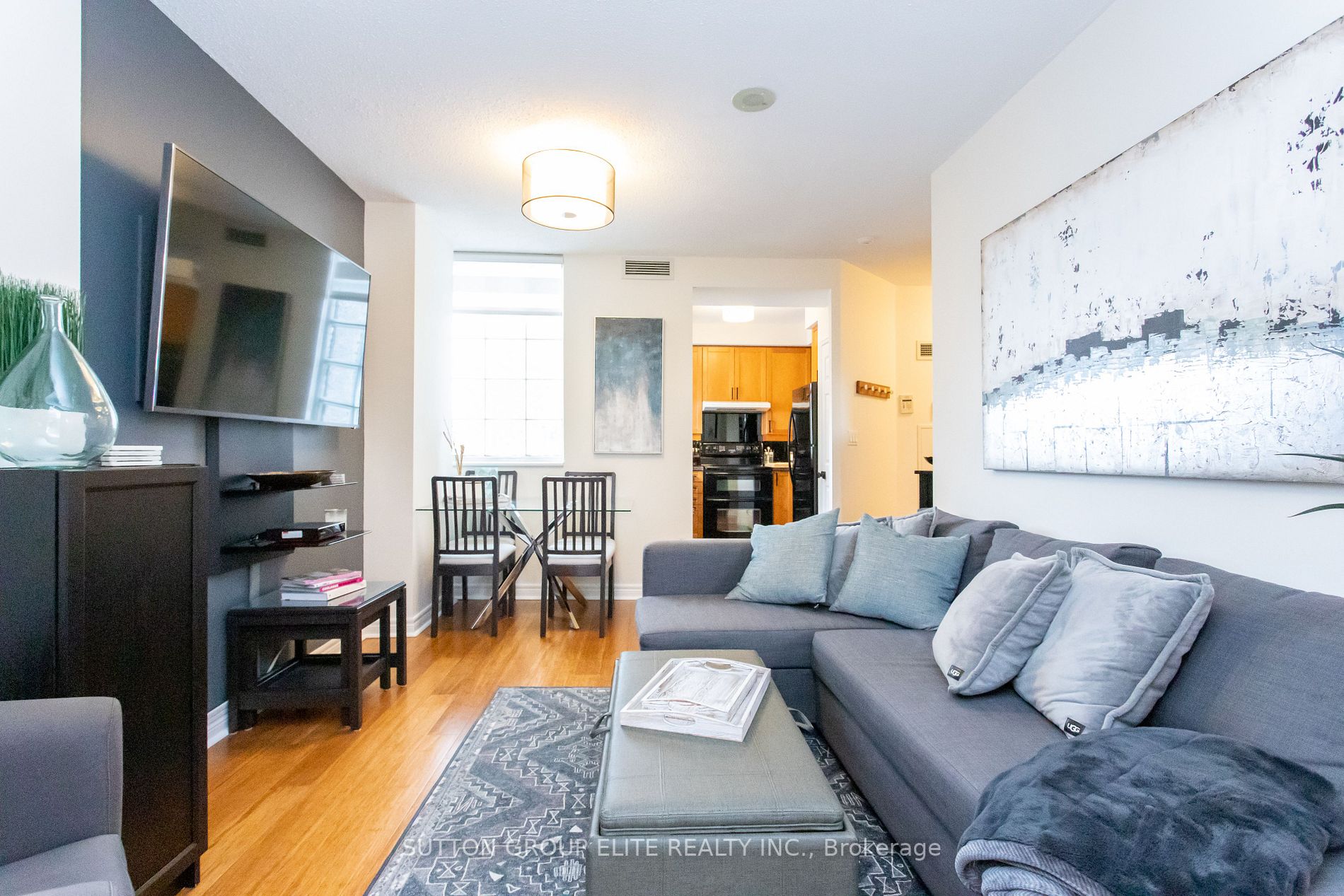 55 Bloor St E, #1907