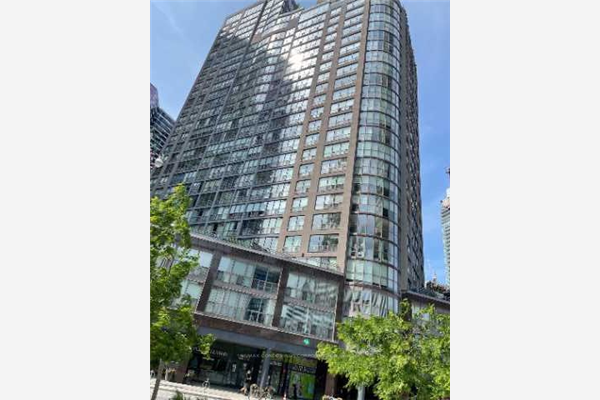 24 Wellesley St W, Toronto