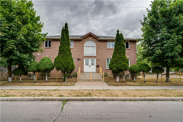 325 Wilfred Ave, Toronto