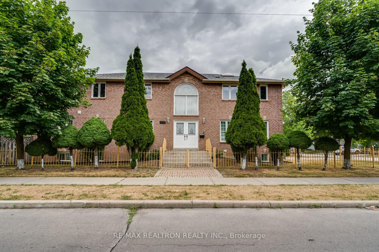 Listing C6725402 - Large Photo # 1