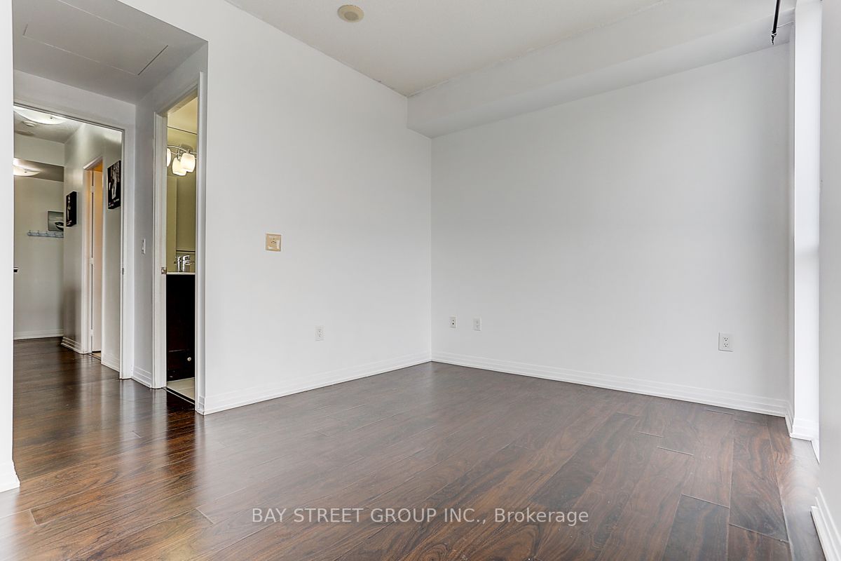 25 Cole St, #1603