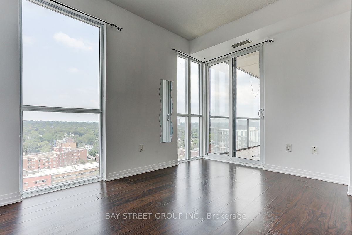 25 Cole St, #1603