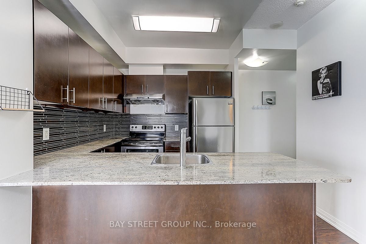 25 Cole St, #1603