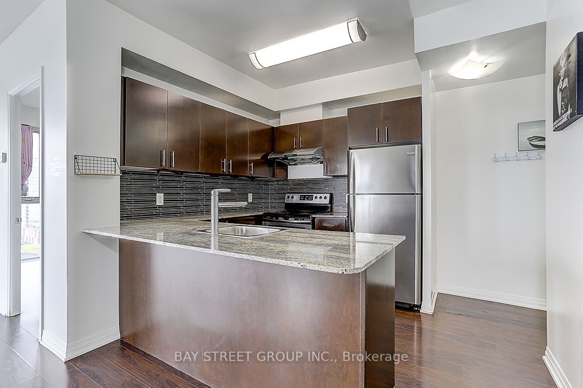 25 Cole St, #1603
