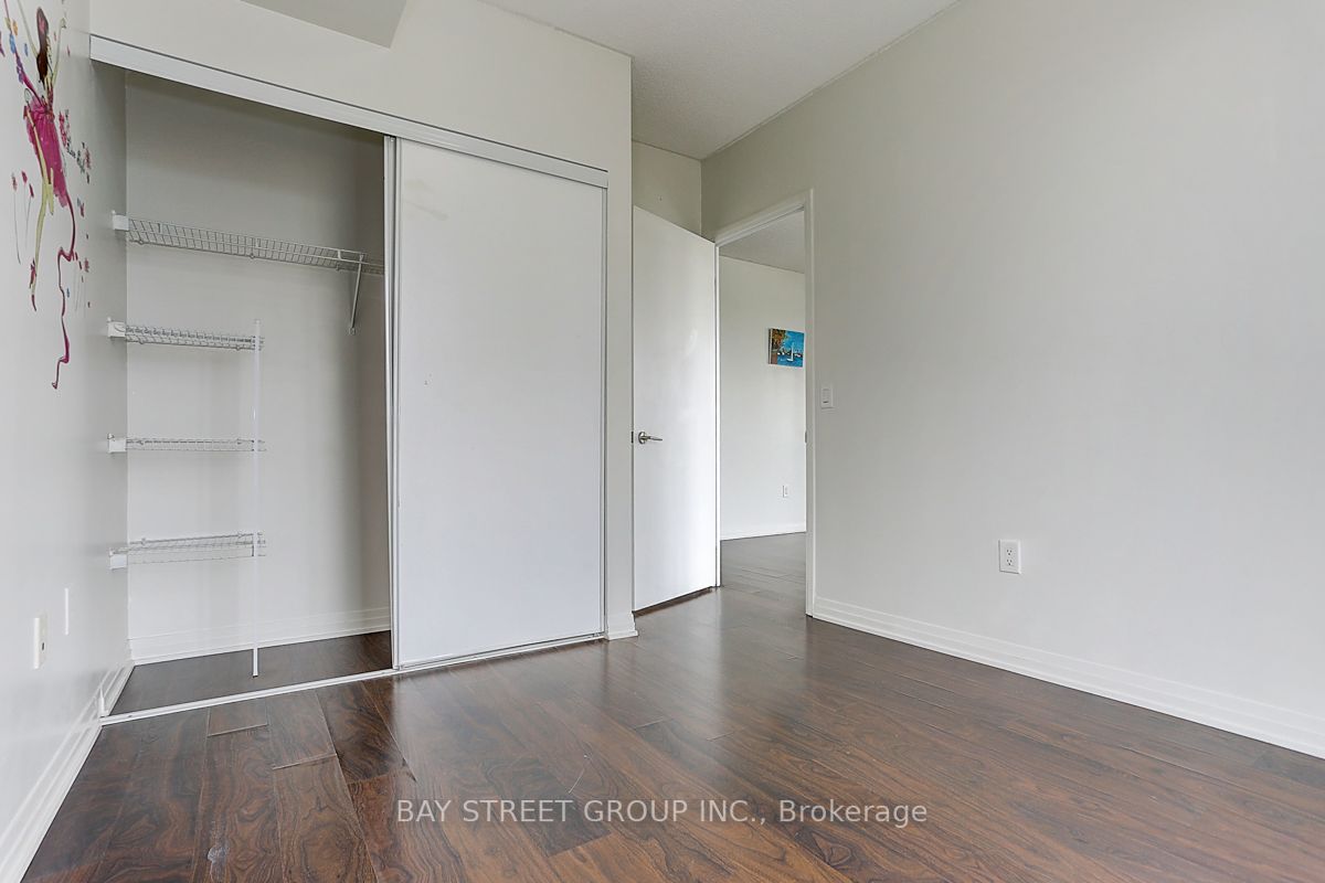 25 Cole St, #1603