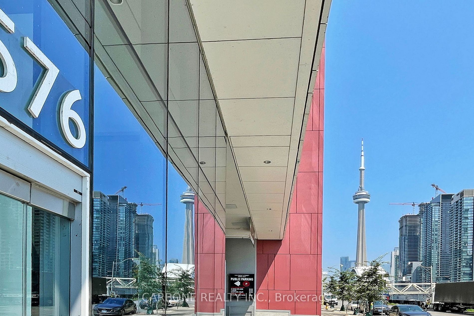 576 Front St W, #1017