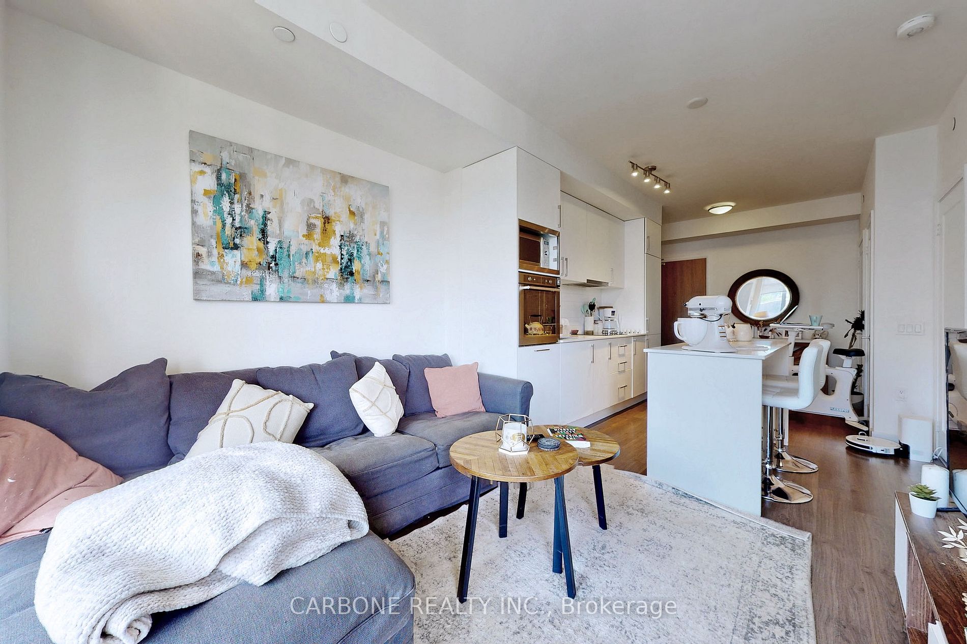 576 Front St W, #1017